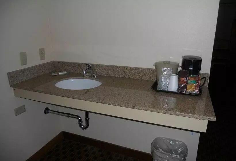 Resort Hitching Post Inn