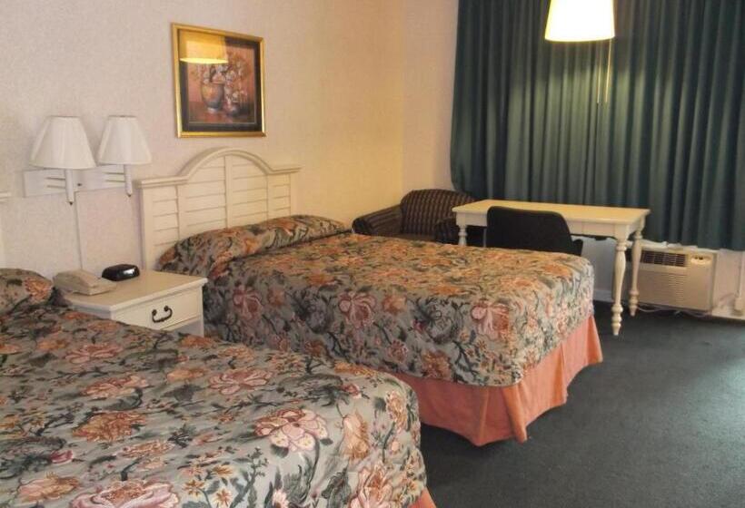 בית מלון כפרי Azalea Inn & Suites