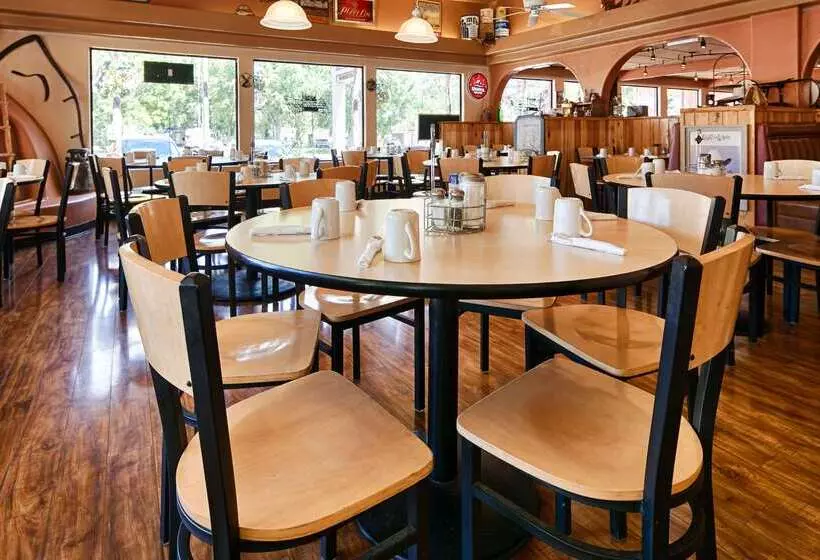 ホテル Best Western East Zion Thunderbird Lodge