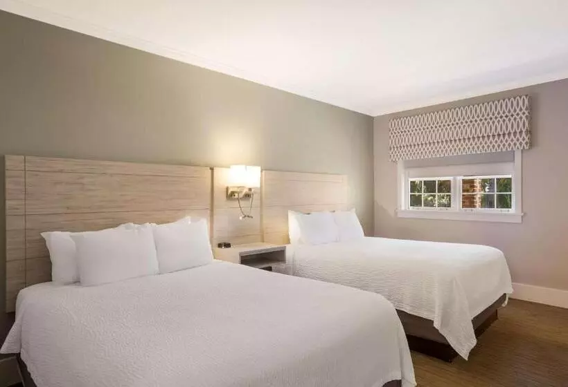 Отель Best Western Sea Island Inn