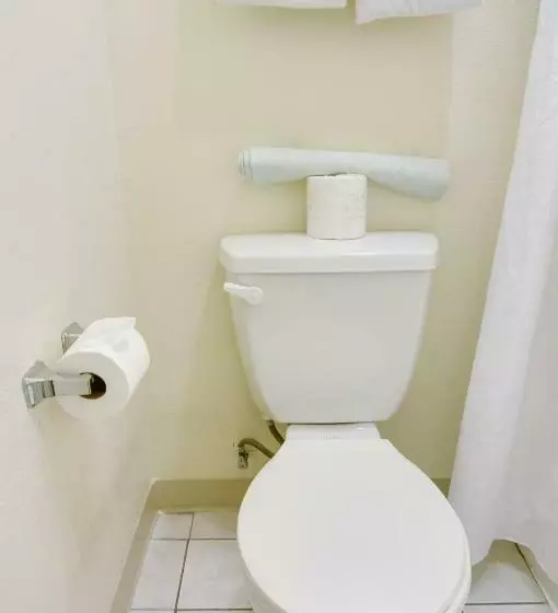 Hotel California Suites