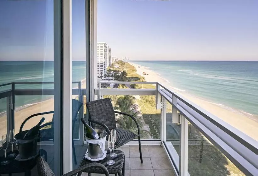 ホテル Carillon Miami Wellness Resort