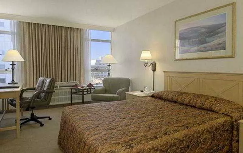 酒店 Cathedral Hill