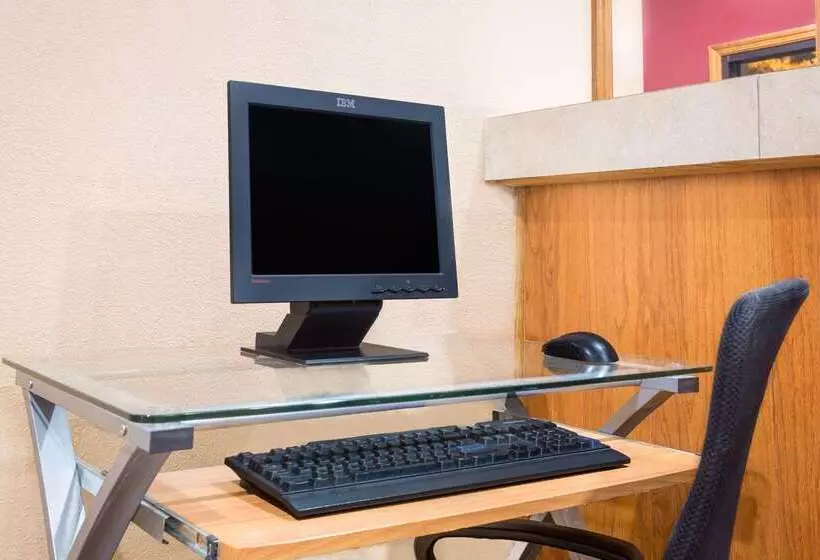 فندق Days Inn By Wyndham Aiken  Interstate Hwy 20