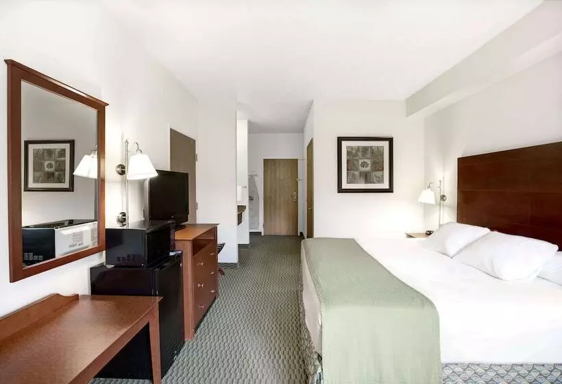 Szálloda Days Inn By Wyndham Carroll