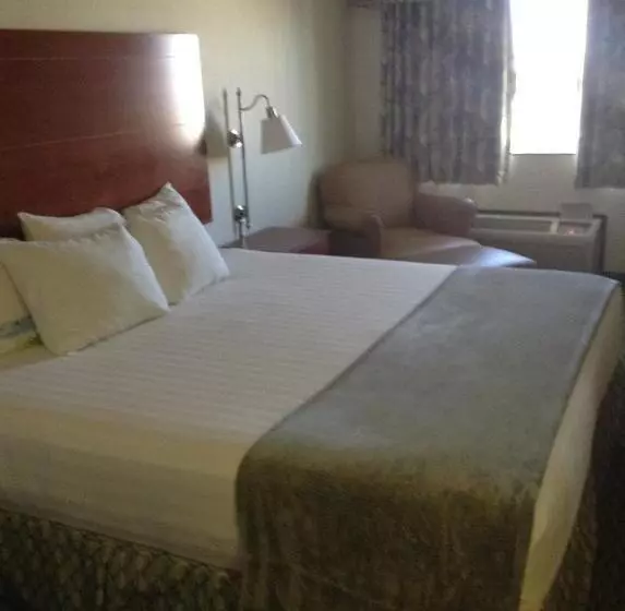 Szálloda Days Inn By Wyndham Carroll