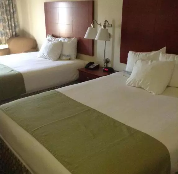 Szálloda Days Inn By Wyndham Carroll