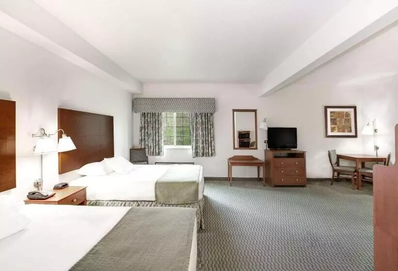 Szálloda Days Inn By Wyndham Carroll