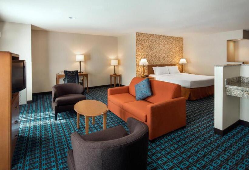 هتل Fairfield Inn Sacramento Cal Expo
