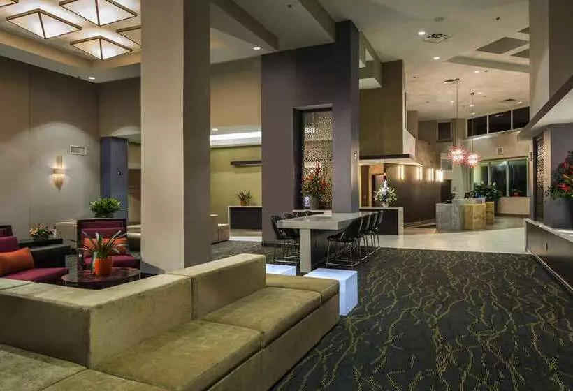 酒店 Hilton Cocoa Beach Oceanfront