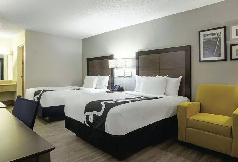 בית מלון כפרי La Quinta Inn By Wyndham West Palm Beach  Florida Turnpike