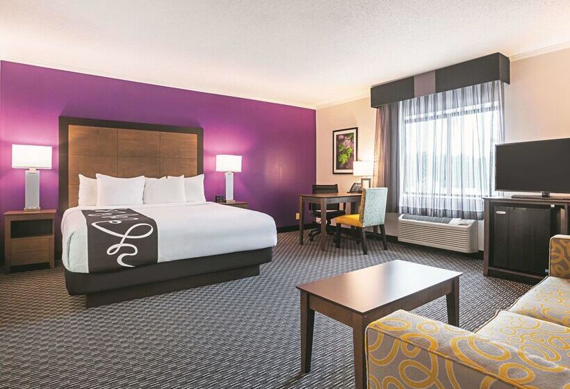 هتل La Quinta By Wyndham Atlanta Midtown Buckhead