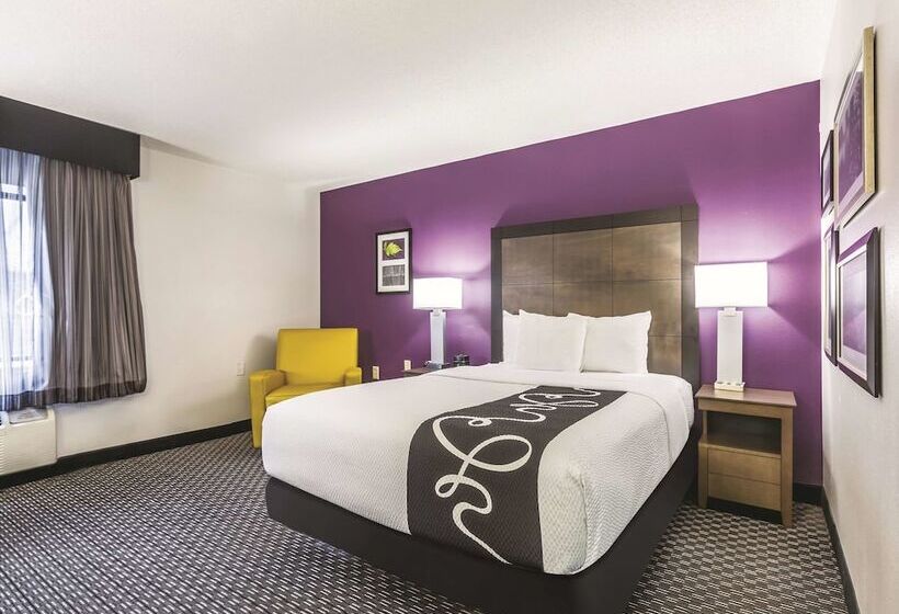 هتل La Quinta By Wyndham Atlanta Midtown Buckhead