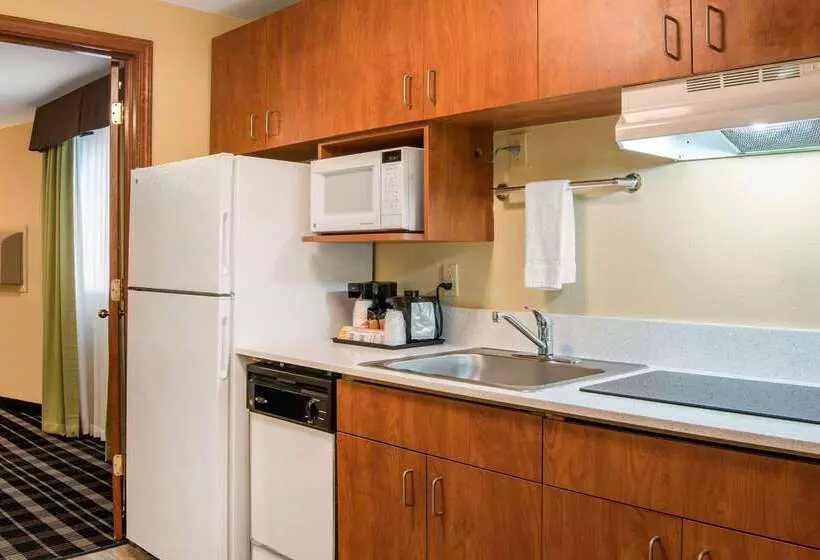 Otel Quality Inn & Suites Albany Corvallis