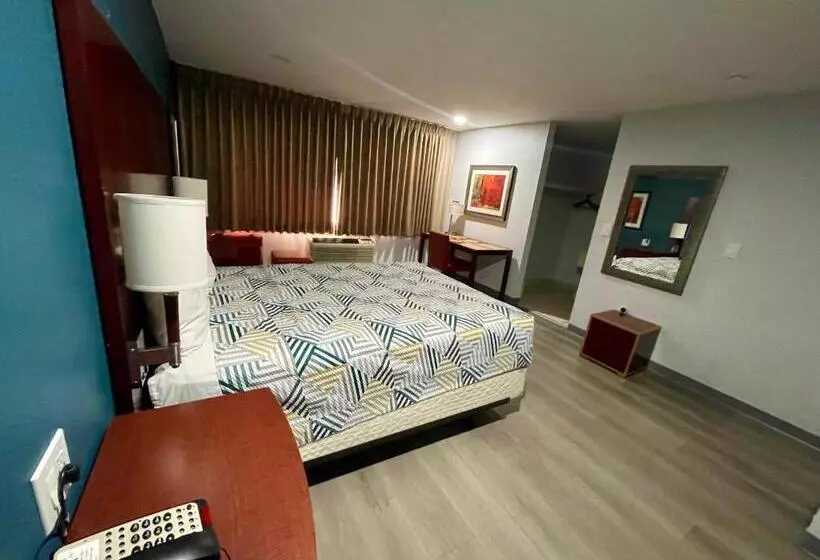 فندق Portside Inn & Suites