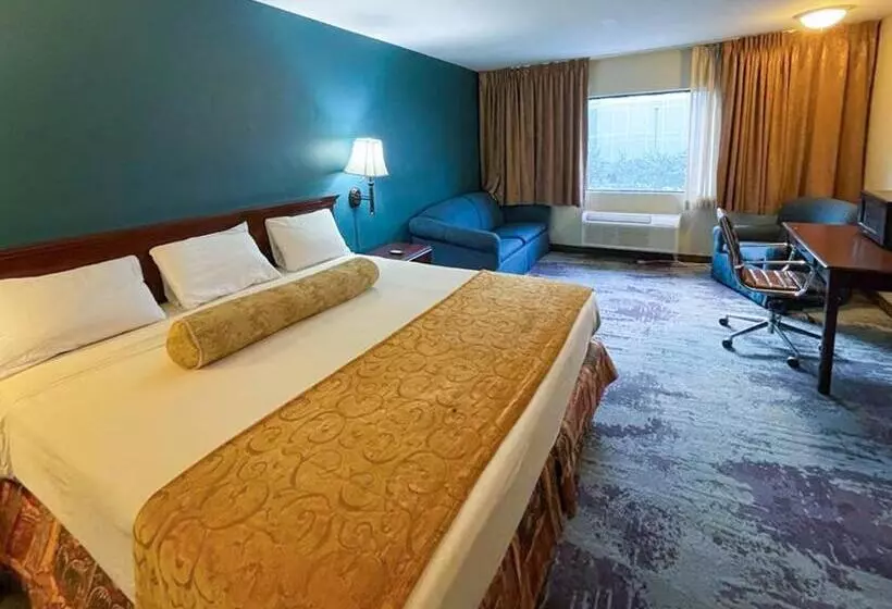 فندق Portside Inn & Suites