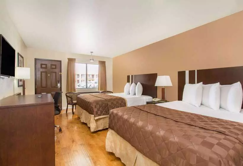 Hotel Days Inn By Wyndham Las Vegas Airport Near The Strip