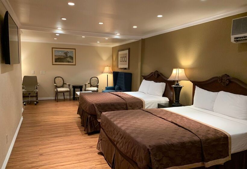 هتل Days Inn By Wyndham Las Vegas Airport Near The Strip