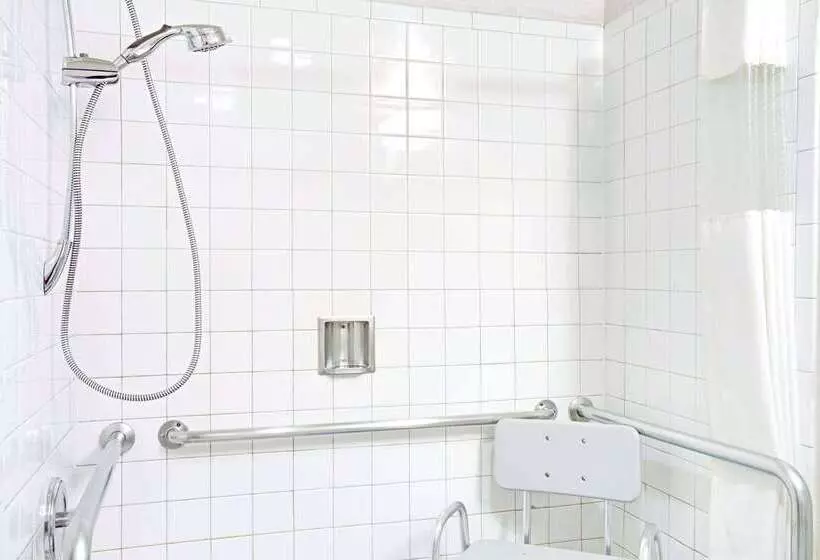 Hotel Days Inn By Wyndham Las Vegas Airport Near The Strip