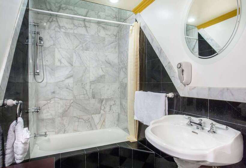 هتل Days Inn By Wyndham Las Vegas Airport Near The Strip