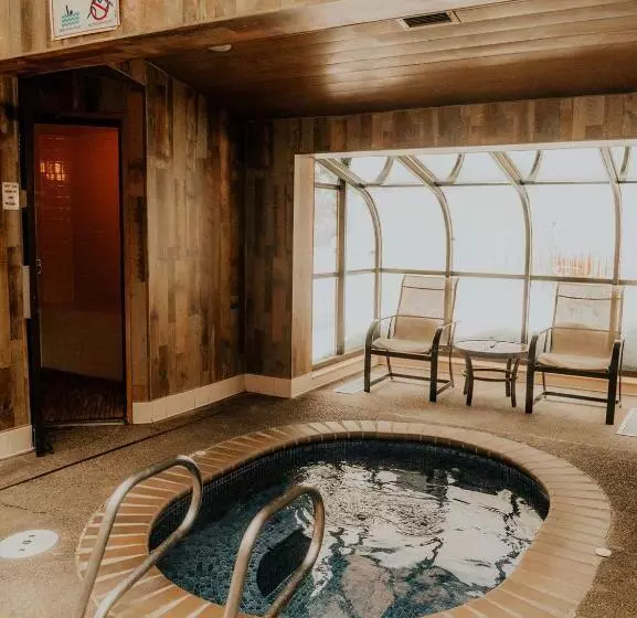 Отель Wallace Inn