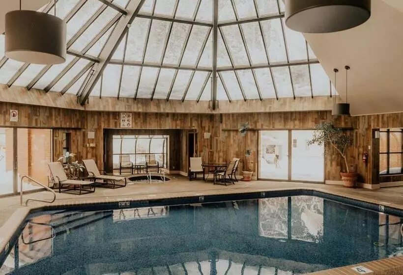 Отель Wallace Inn