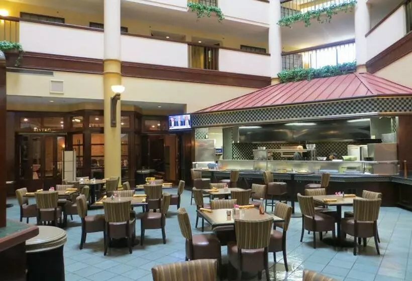 בית מלון כפרי Sonesta Suites Dallas Park Central