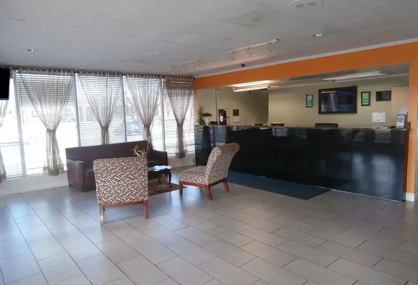 Отель Americas Best Value Inn Newnan