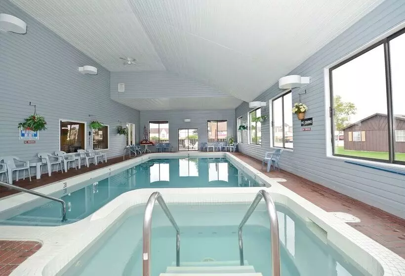 فندق Americas Best Value Inn Saint Ignace