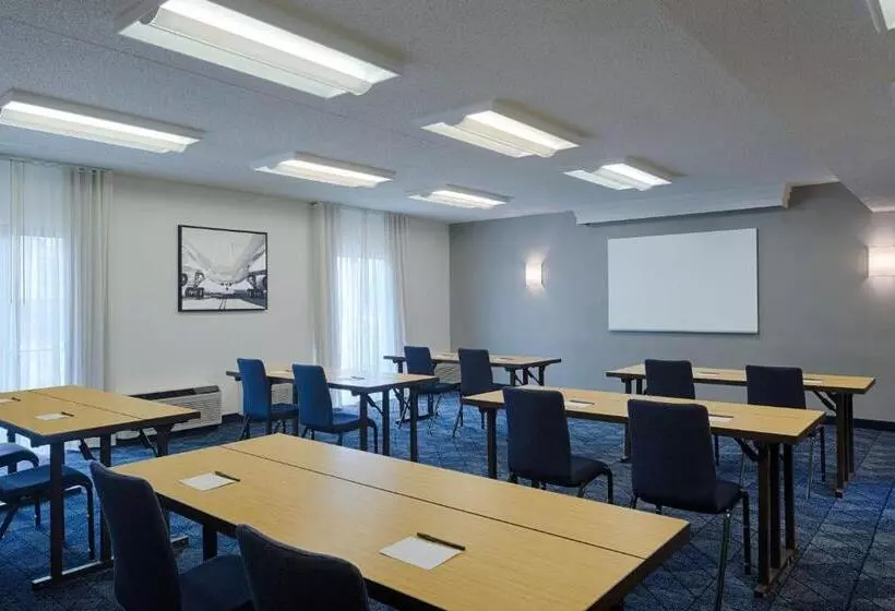 호텔 Courtyard Dayton South Mall