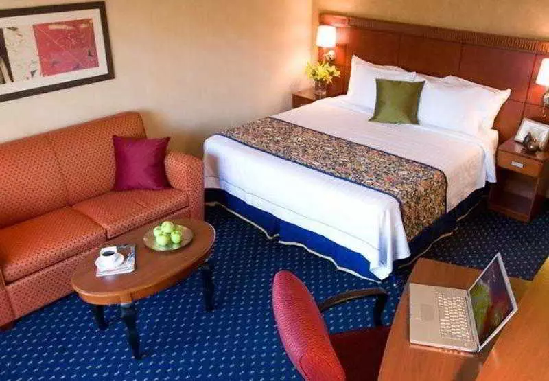 Otel Courtyard By Marriott Phoenix North