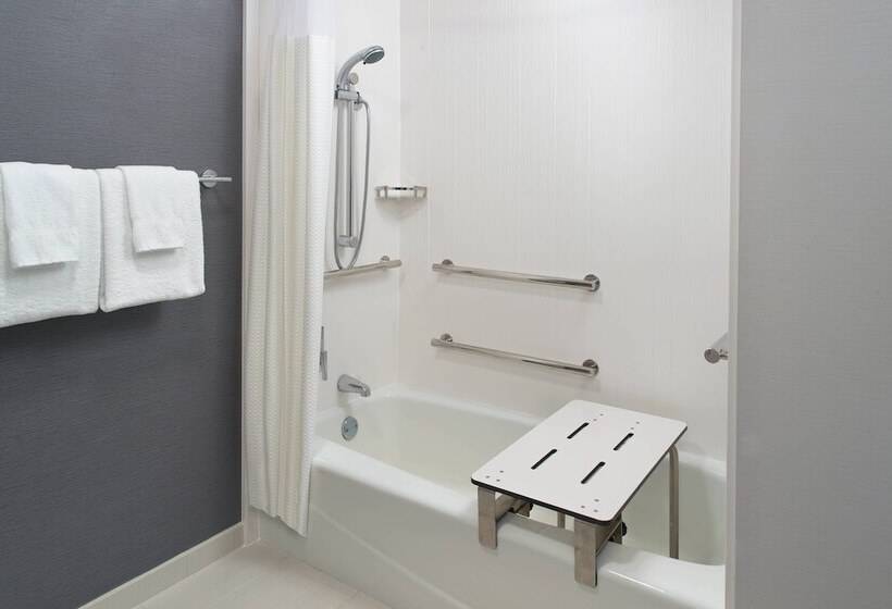 Szálloda Courtyard By Marriott Raleigh Midtown