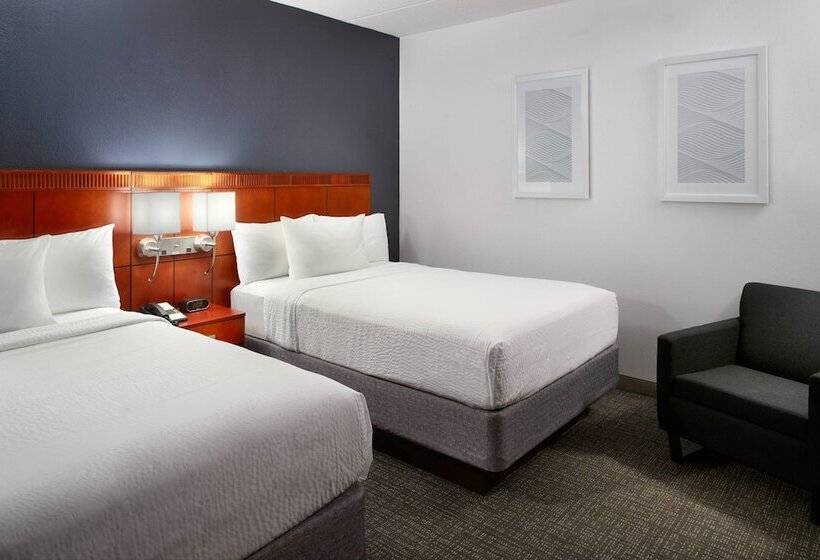 Szálloda Courtyard By Marriott Raleigh Midtown