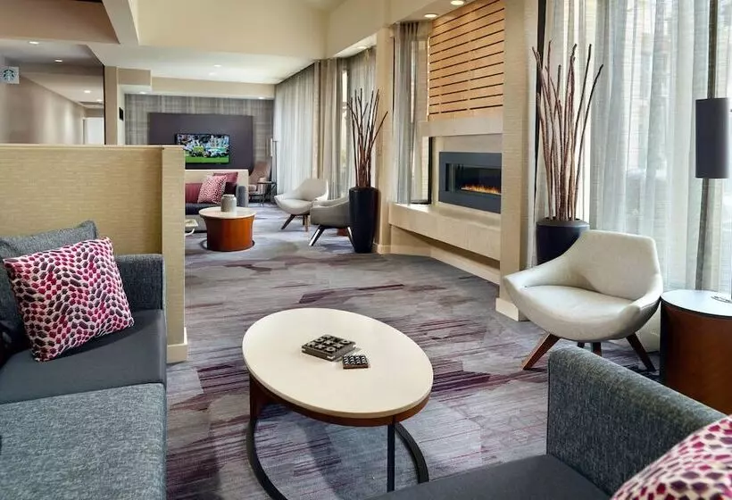 Hotel Courtyard By Marriott Raleigh Midtown