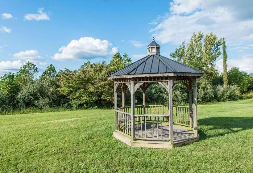 호텔 Days Inn By Wyndham Elizabethtown