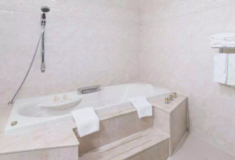 Hotel Days Inn By Wyndham Hicksville Long Island