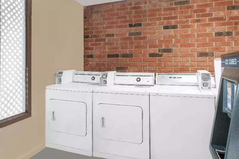 فندق Meridian Inn