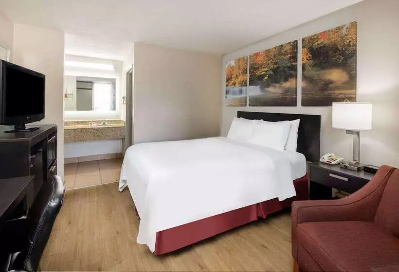 Otel Days Inn By Wyndham Raleigh Midtown