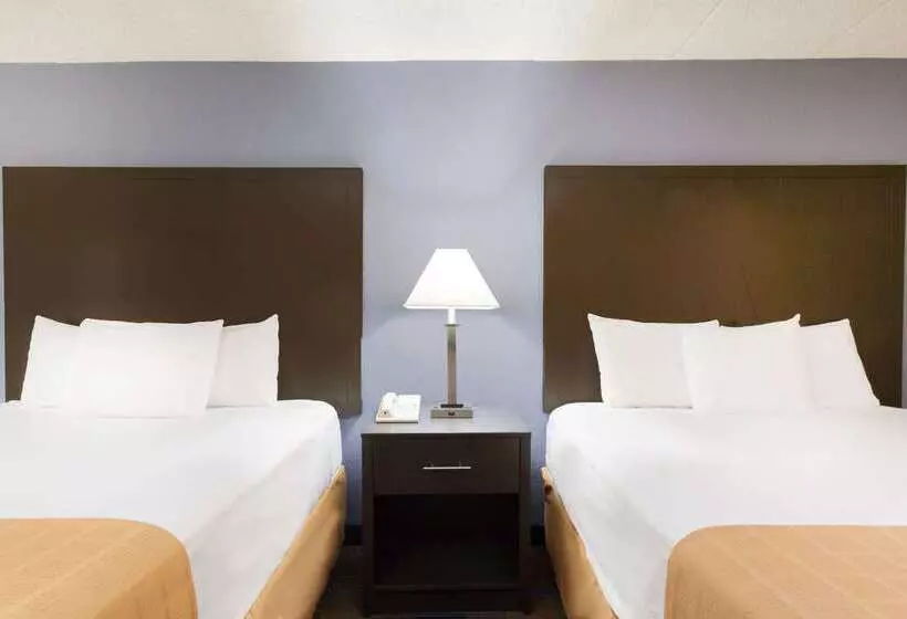 Отель Days Inn By Wyndham Wilkes Barre