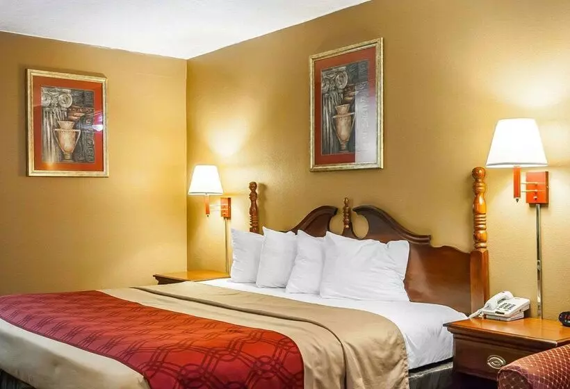 فندق Econo Lodge