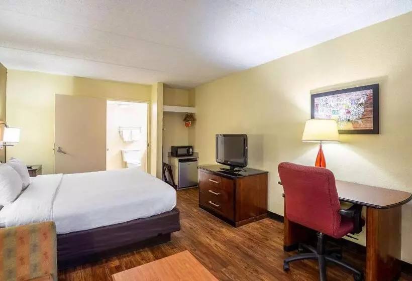 Otel Econo Lodge Naval Station Norfolk