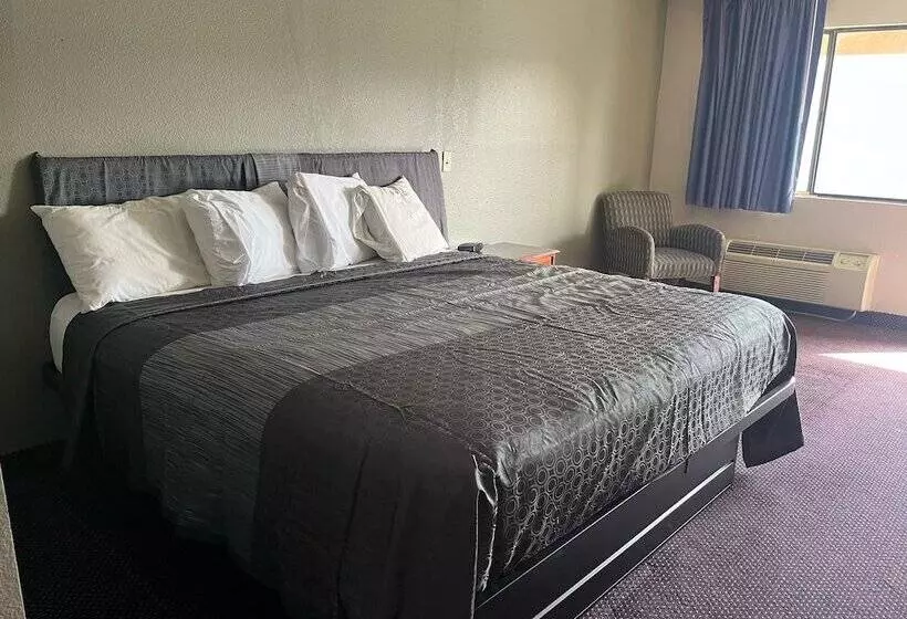 בית מלון כפרי Hallmark Inn And Suites