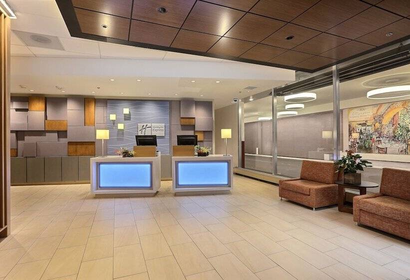 هتل Holiday Inn Express Denver Downtown, An Ihg