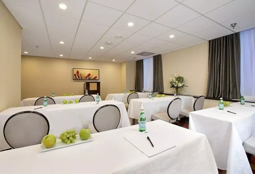 Hotel Holiday Inn Express Denver Downtown, An Ihg