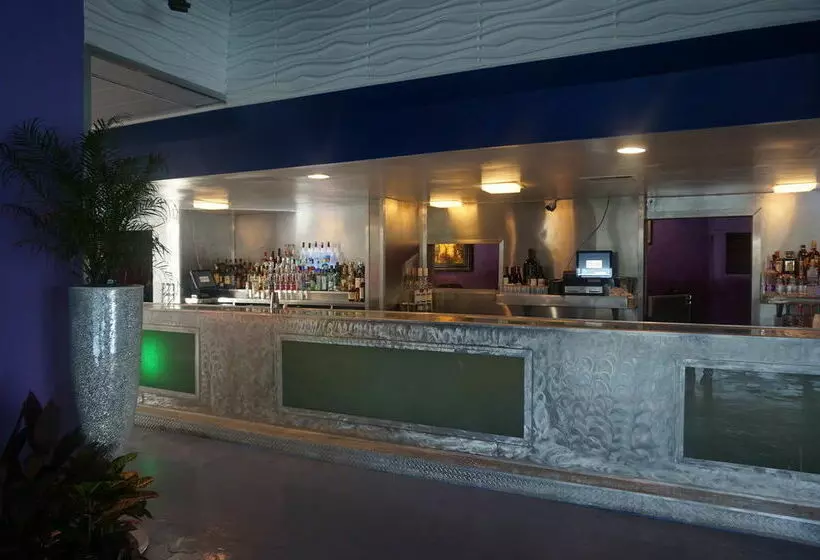 The M Hotel International Drive by Universal Studios