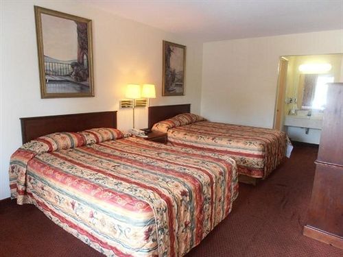 Hotel Red Carpet Inn Dothan