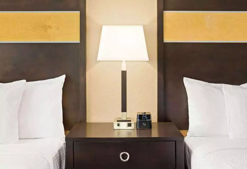 فندق La Quinta Inn & Suites By Wyndham Richmondmidlothian