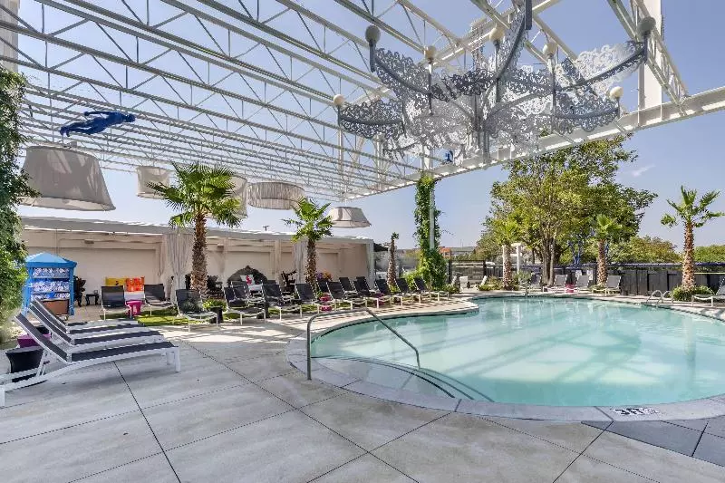 Lorenzo Hotel Dallas, Tapestry Collection By Hilton