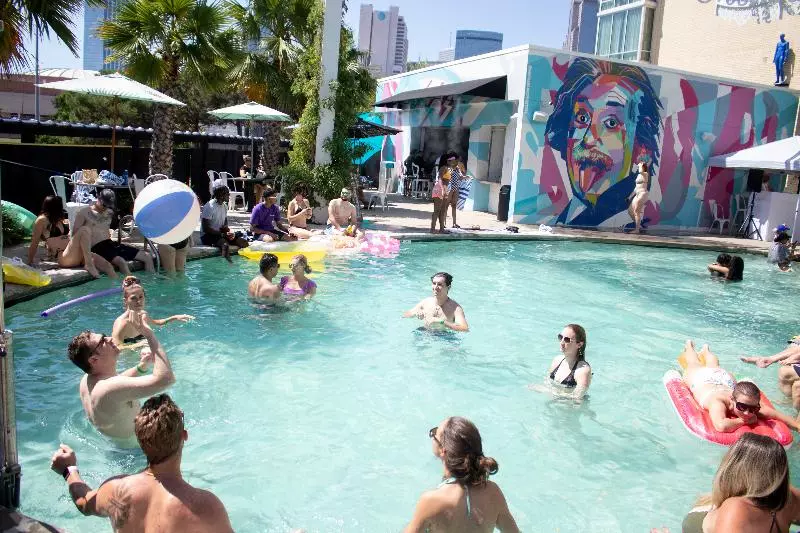 Lorenzo Hotel Dallas, Tapestry Collection By Hilton