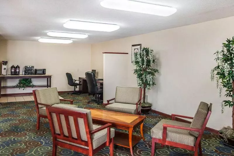 هتل Spark By Hilton Nashville At Opryland